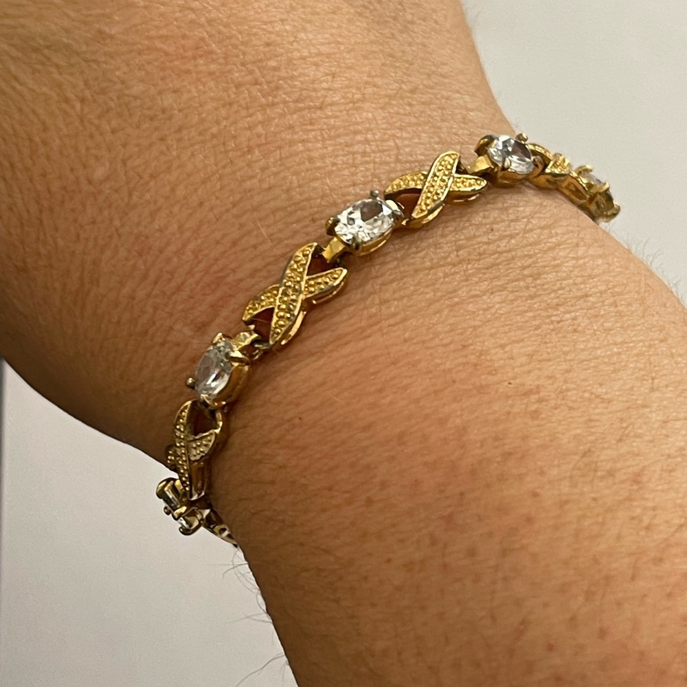 Oval diamanté classic gold tone metal X Link bracelet - Picture 1 of 7